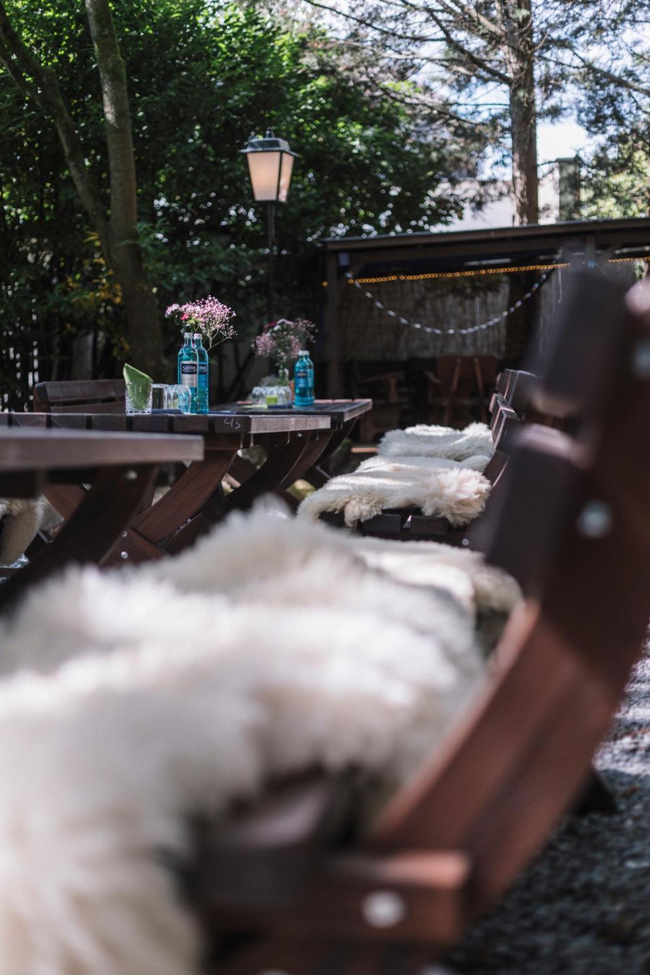 Fettehenne Gaestehaus แอร์คราท ภายนอก รูปภาพ